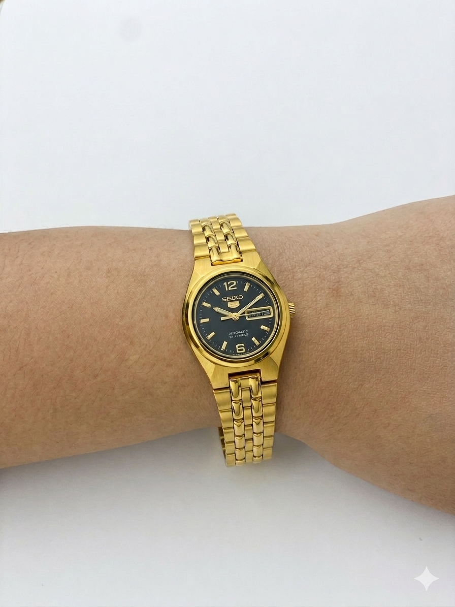 SEIKO 21 JEWELS SYMK38K1 BLACK DIAL - WOMEN'S AUTOMATIC