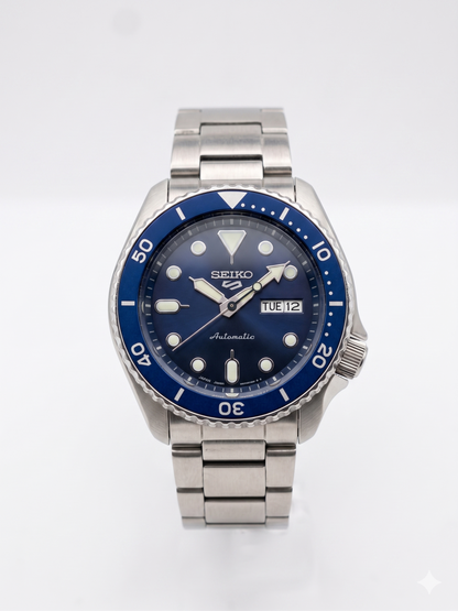 SEIKO 5 GMT SKX SERIES SRPD51K1 BLUE DIAL - MEN'S AUTOMATIC