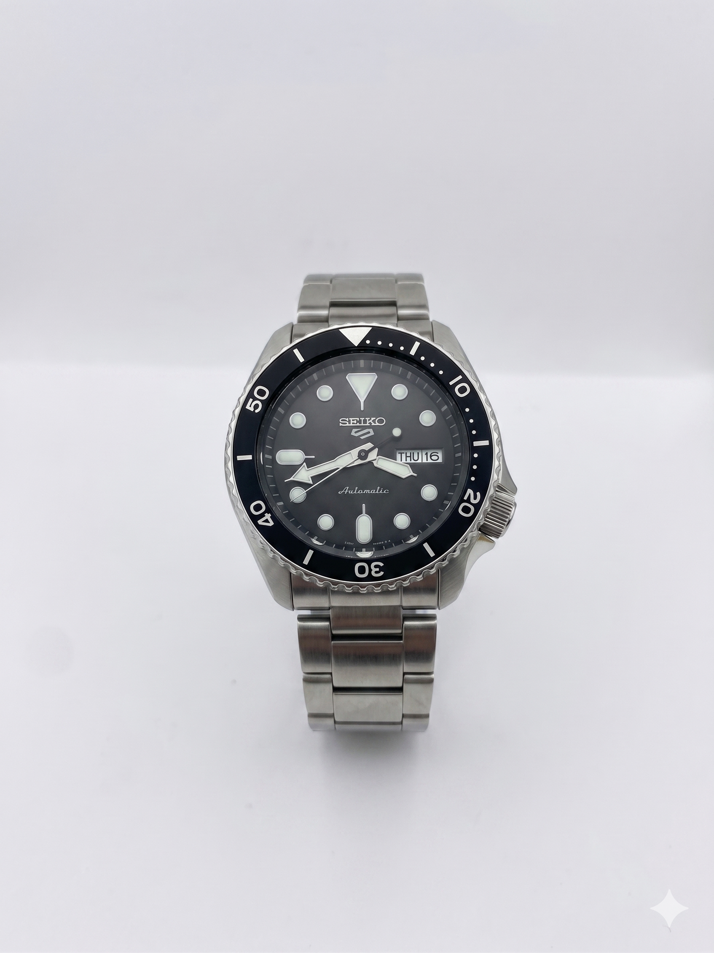 SEIKO 5 GMT SKX SERIES SRPD55K1 BLACK DIAL - MEN'S AUTOMATIC